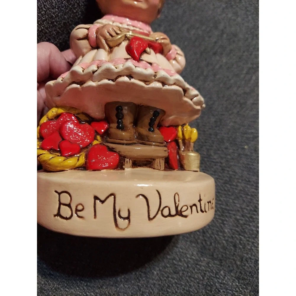 Be My Valentine Ceramic Figurine Girl Sitting Chair‎ Hearts Scissors Valentine